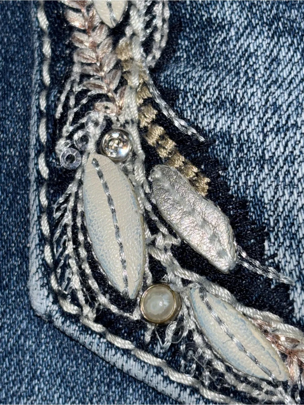 Miss Me Curvy Ankle Skinny Jeans Women’s Size 29x27 Distressed Rhinestone Pearls - Picture 7 of 16
